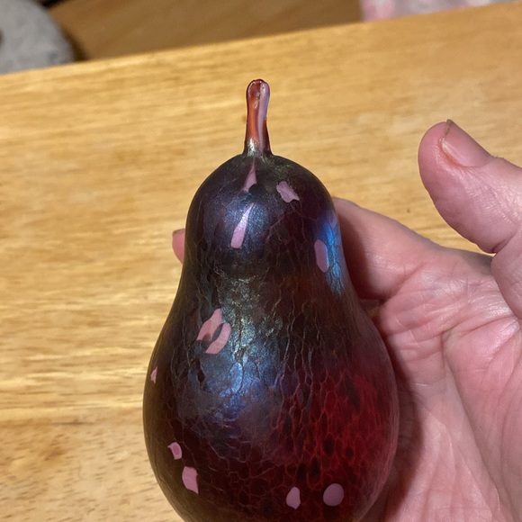 Midsummers Glass Makers England paperweight - Picture 2 of 5